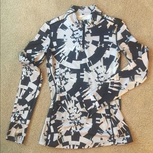 Long sleeve work out under armour top!